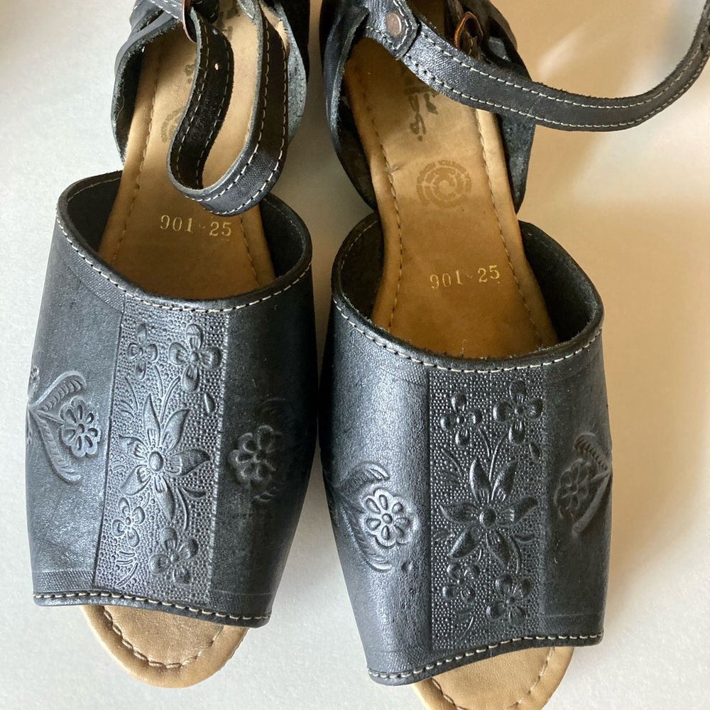 Mexican leather sandals